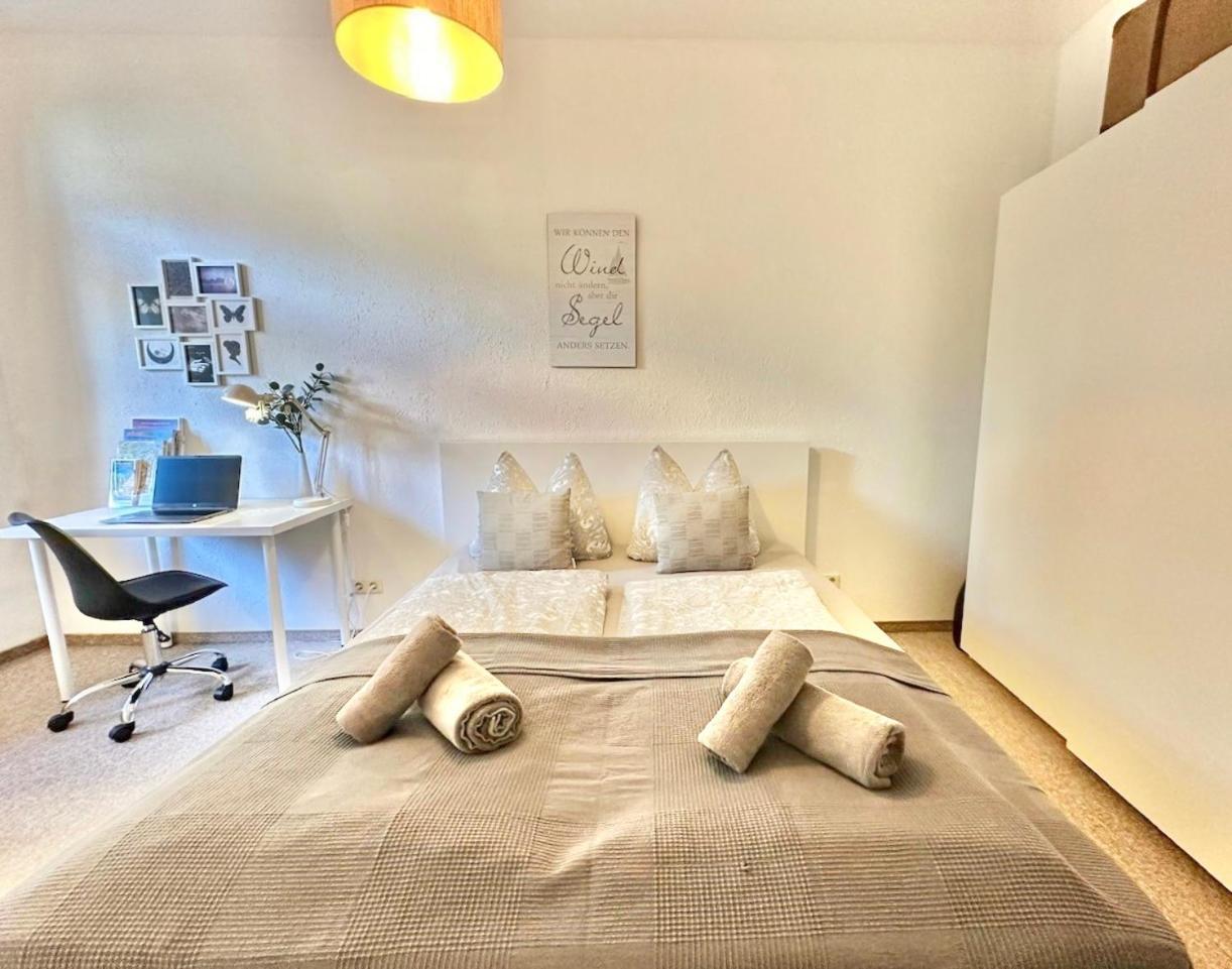 Appartement "Stadtgefluester" Im Zentrum, Inkl Stellplatz, 2 Betten, Babybett, Balkon, Gratis Kaffee Und Tee, Wlan Баутцен Экстерьер фото