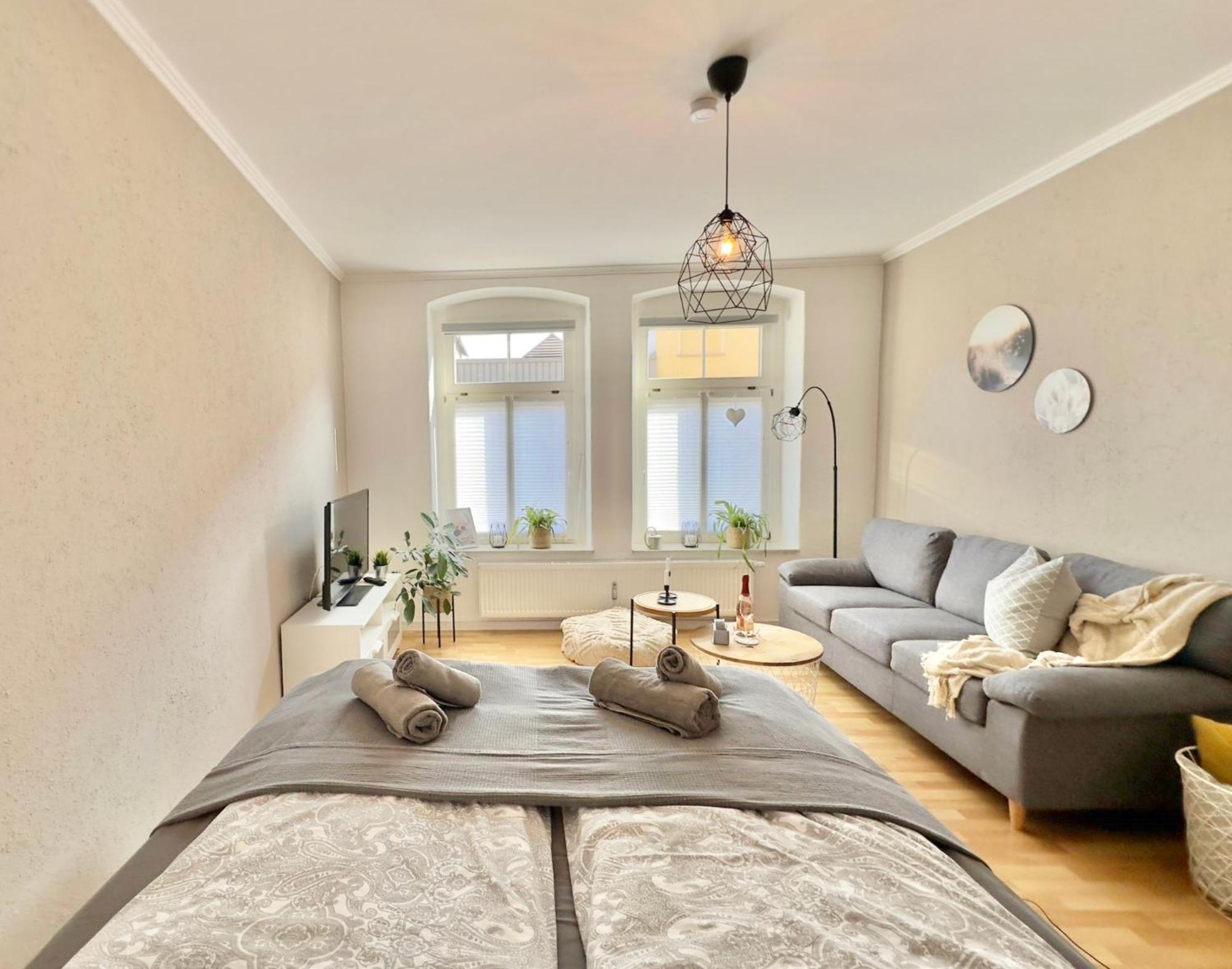 Appartement "Stadtgefluester" Im Zentrum, Inkl Stellplatz, 2 Betten, Babybett, Balkon, Gratis Kaffee Und Tee, Wlan Баутцен Экстерьер фото